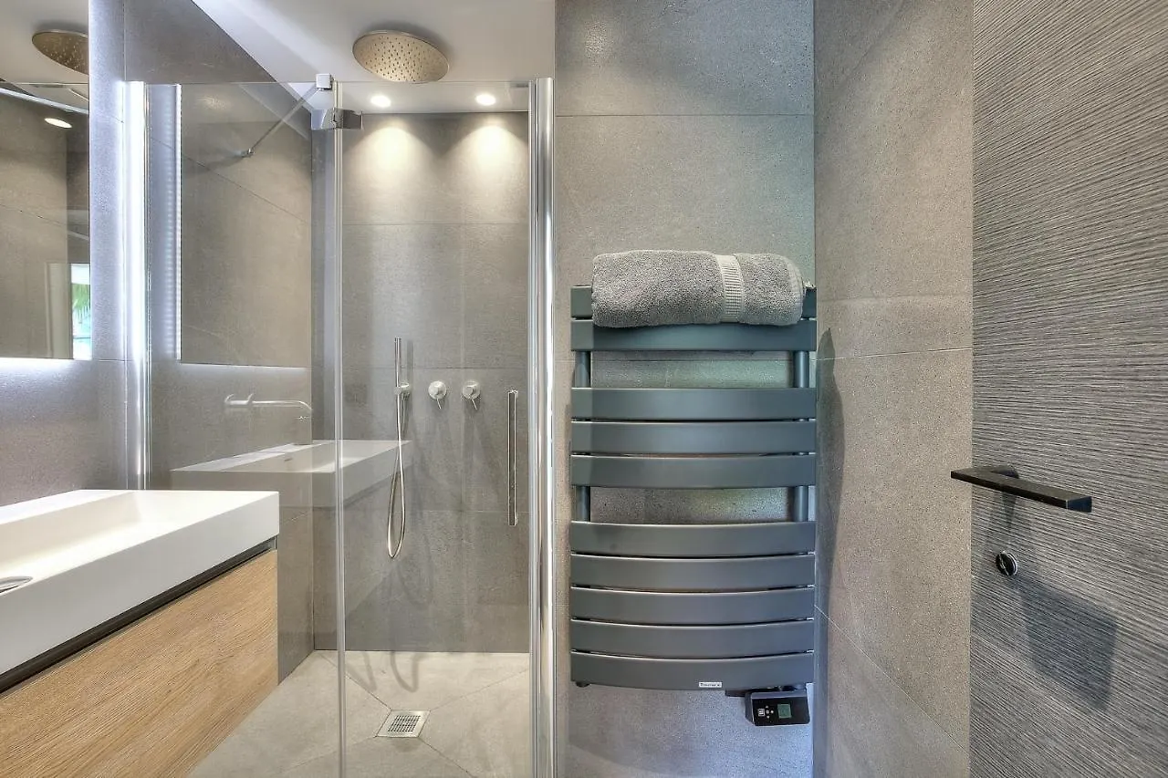 Luxury Flat With Balcony - City Center Cannes